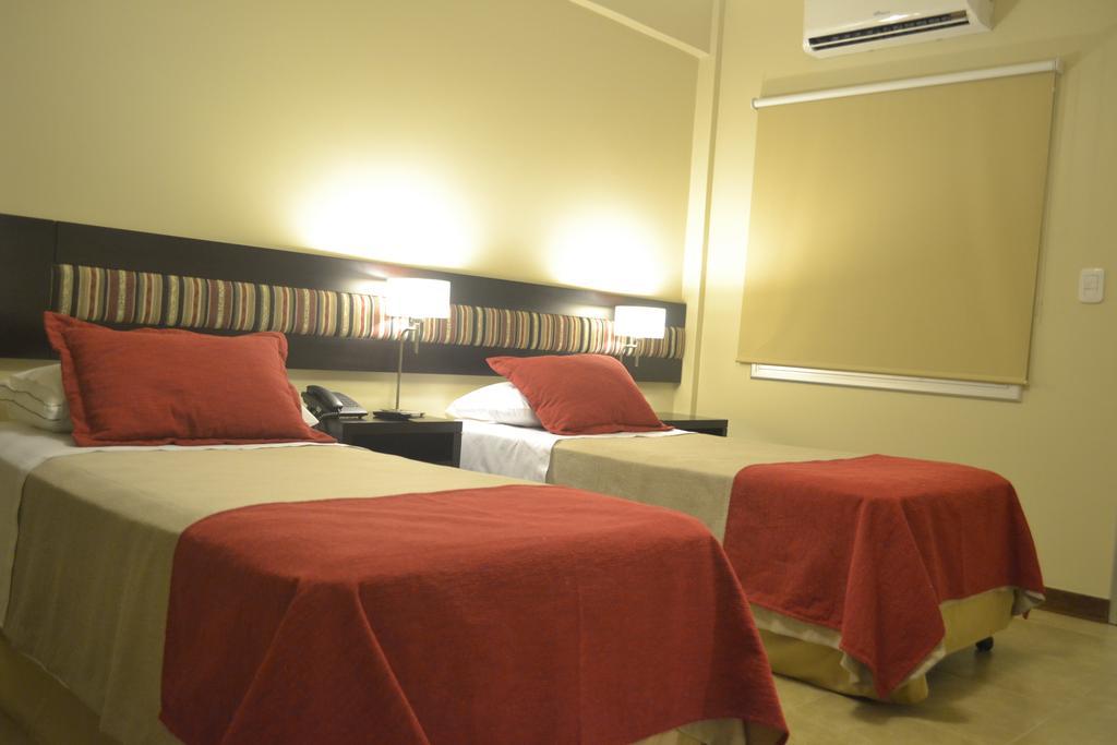 Almunecar Hotel Tartagal الغرفة الصورة
