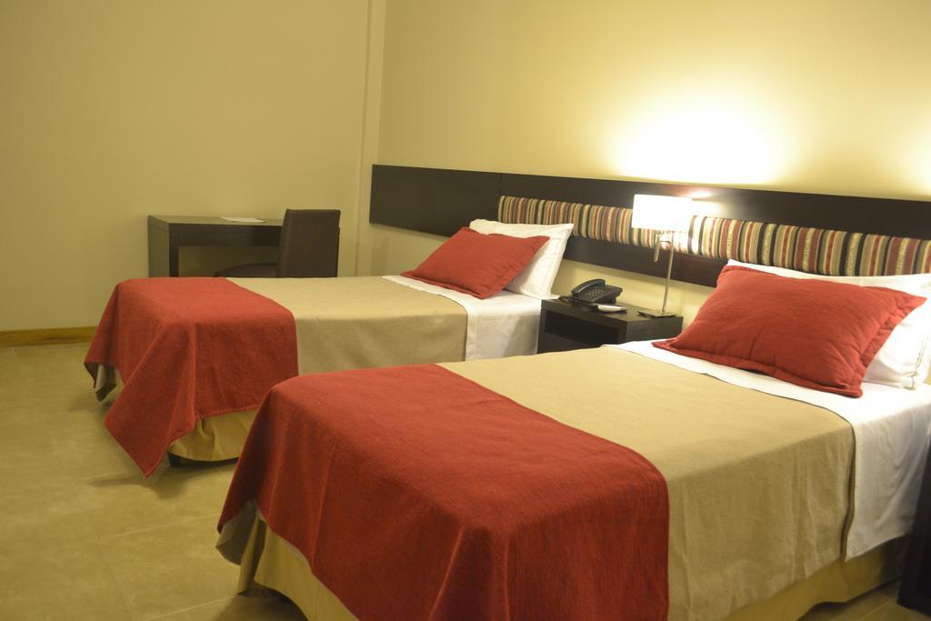 Almunecar Hotel Tartagal الغرفة الصورة
