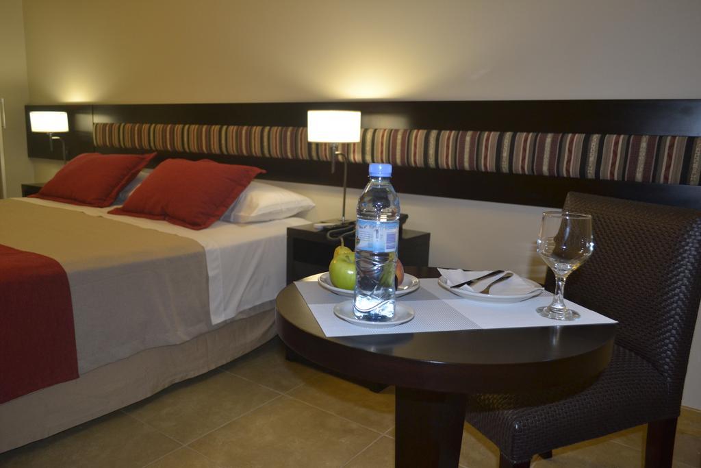Almunecar Hotel Tartagal الغرفة الصورة